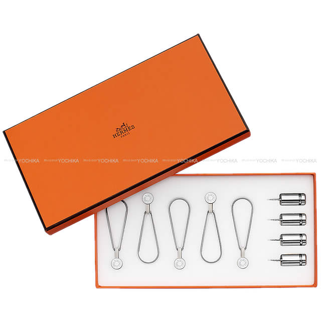 HERMES スカーフホルダー HERMES Set de fixation murale pour carre Magnetic Scarf