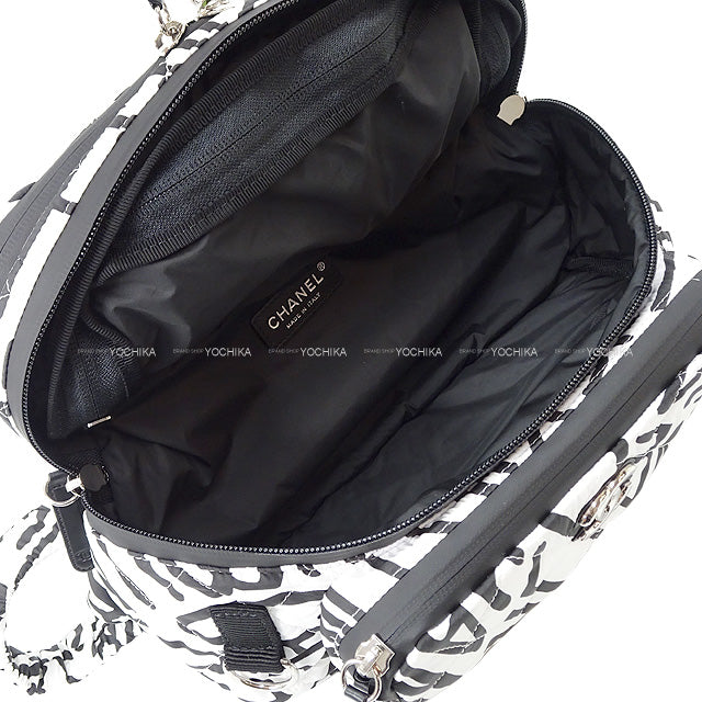 2021AW CHANEL Backpack/daypack/Ruck sack Coconage Monochrome Logo Backpack Waist Pouch Bag  Noir (Black)/Blanc (White) Nylon Silver HW AS2763[BRAND NEW][Authentic]