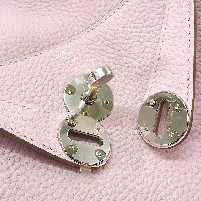 HERMES Shoulder bag Lindy 26 Verso Mauve Pale/Nata Taurillon Clemence Silver HW Stamp U[EXCELLENT][Authentic]