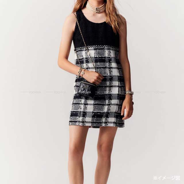 2023 SS CHANEL One‐piece dress Plaid Layered Dress #36 Noir (Black)/Blanc (White) Tweed P74449[BRAND NEW][Authentic]