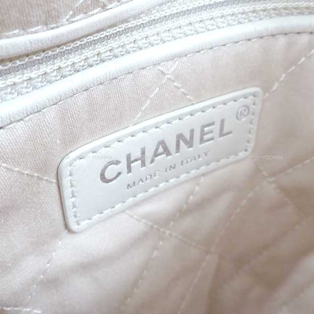 [Pre-loved] CHANEL Backpack/daypack/Ruck sack Chanel 22 Matelasse Hobo COCO mark Chain Beige Shiny Calf Skin Mat Silver HW AS3859[LIKE NEW][Authentic]