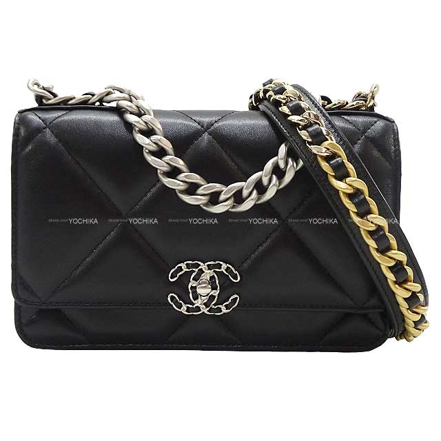 [Pre-loved] 2023 AW CHANEL Chain wallet Chanel 19 Coco Mark Matelasse Noir (Black)/Framboise Shiny Lambskin Mat Silver HW Mat Gold HW AP3267[LIKE NEW][Authentic]