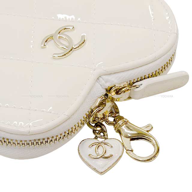 [Pre-loved] CHANEL change purse Coco mark Heart shaped key ring Blanc (White) Enamel patent calfskin Champagne Gold HW[LIKE NEW][Authentic]