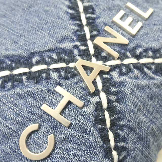 [Pre-loved] CHANEL Shoulder bag Chanel22 Mini Stitch Matelasse with Medal Charm Chain Blue Denim Antique Silver HW AS3980[LIKE NEW][Authentic]