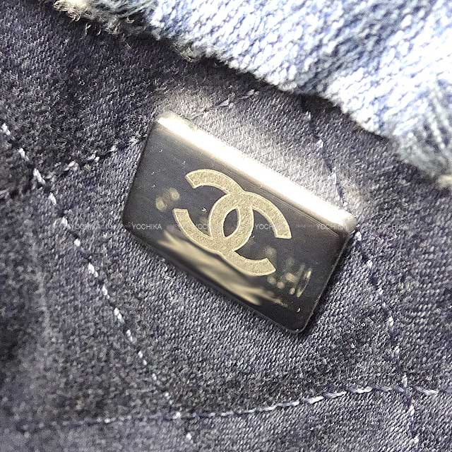 [Pre-loved] CHANEL Shoulder bag Chanel22 Mini Stitch Matelasse with Medal Charm Chain Blue Denim Antique Silver HW AS3980[LIKE NEW][Authentic]