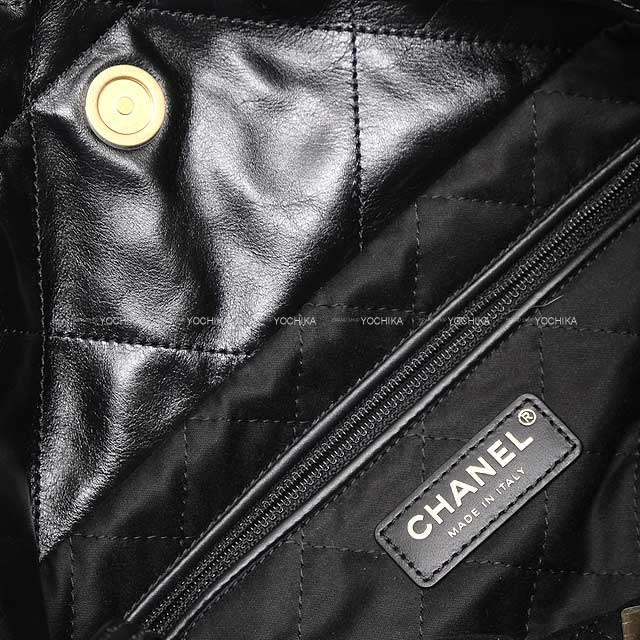 [Pre-loved] 2022 CHANEL Shoulder bag CHANEL 22 Matelasse Medai Charm Small Hobo Noir (Black) Shiny Calfskin Gold HW AS3260[LIKE NEW][Authentic]