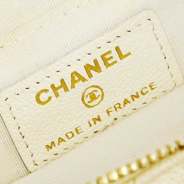 [Pre-loved] CHANEL Shoulder bag Matelasse COCO Mark Chain Mini Vanity Ivory Graind Calf(Caviarskin) Mat Gold HW AP2194[USED A][Authentic]