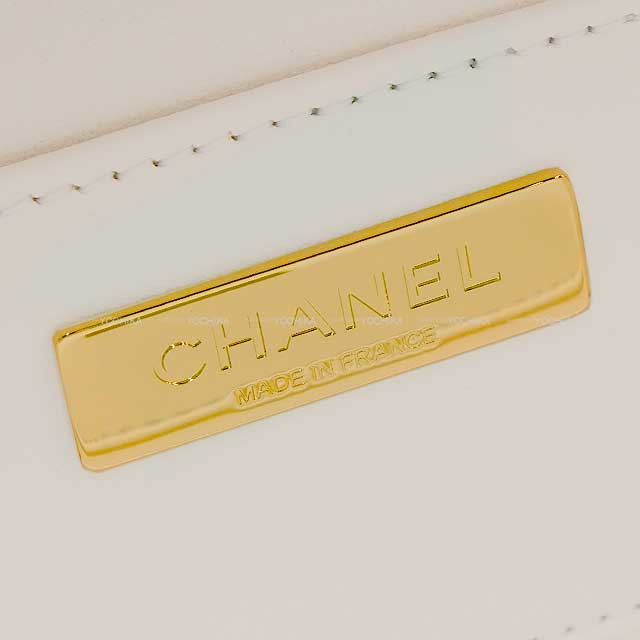 CHANEL Shoulder bag COCO mark matelasse camera bag chain with mirror Blanc (White) Lambskin Champagne Gold HW AS4817[BRAND NEW][Authentic]