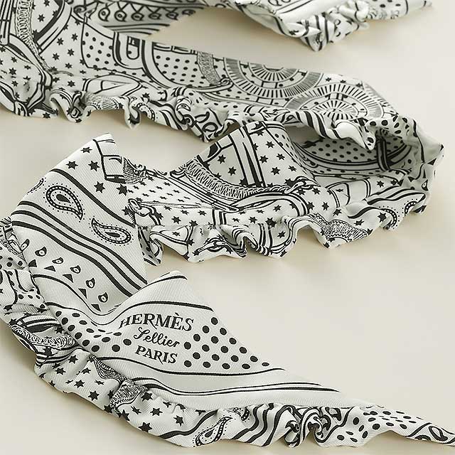 HERMES scarf Twilly Frilled Eperon d'Or Bandana Blanc (White)/Noir (Black) Silk100%[BRAND NEW][Authentic]