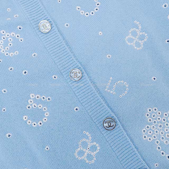 2023SS CHANEL Knit Coco mark Clover Icon Coco button Short sleeves Knit Blue Cashmere P74637[BRAND NEW][Authentic]