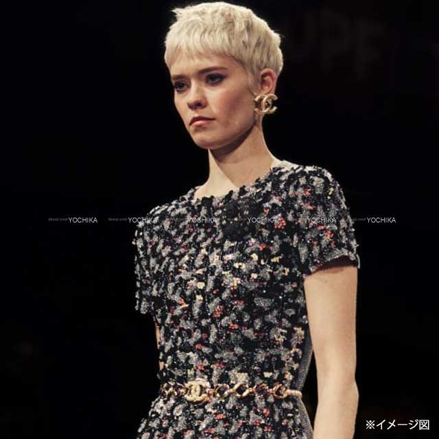 CHANEL earrings Simple color Coco mark Gold/Blanc (White) Metal/Resin Gold HW ABD693[EXCELLENT][Authentic]