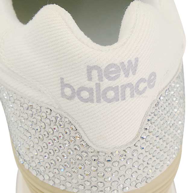 2024 New MIUMIU sneakers New Balance 574 Ladies Rhinestone #37.5 Blanc (White) Suede/Crystal 37.5 5E044E_3LN8_F0009_F_015[BRAND NEW][Authentic]