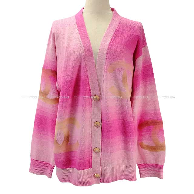 [Pre-loved] 2024 Cruise CHANEL Cardigan Big COCO mark gradient button cardigan Pink/Multicolor 70% cotton/30% cashmere 40 P76542[LIKE NEW][Authentic]