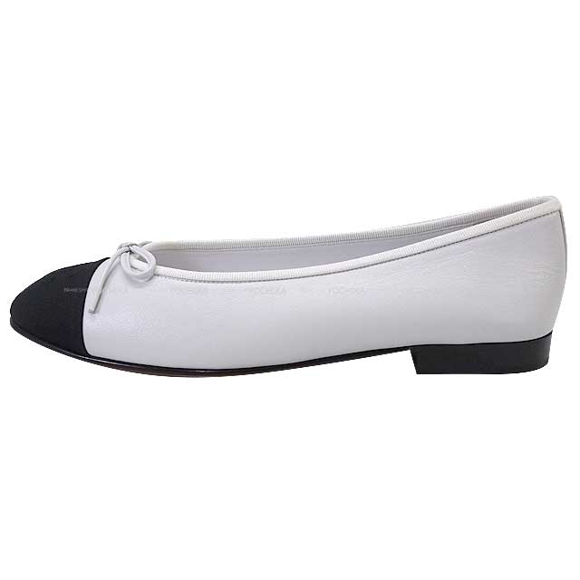 CHANEL ballet shoes(flat shoes) Flat Coco mark #37.5 Blanc (White)/Noir (Black) Leather 37.5 G02819[EXCELLENT][Authentic]