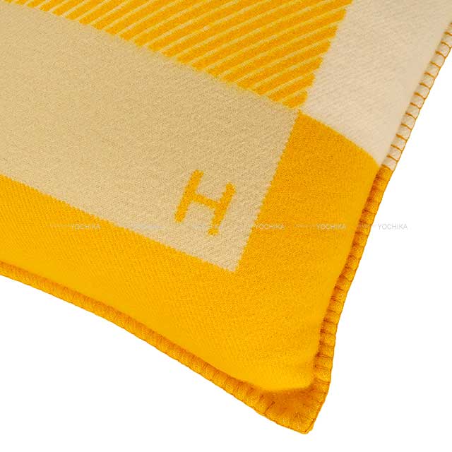 [Pre-loved] HERMES Cushion H Riviera Jaune Wool/Cashmere[LIKE NEW][Authentic]