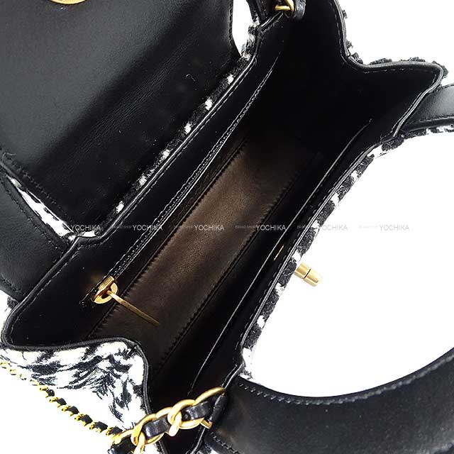 2024‐2025AW CHANEL Shoulder bag Chain Houndstooth Pattern Mini Shopping Bag Noir (Black)/Blanc (White) Wool Antique Matte Gold HW AS4416[EXCELLENT][Authentic]