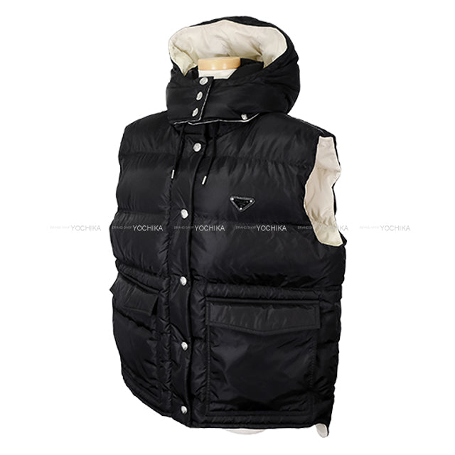 [Pre-loved] 2024 AW PRADA Down vest Re-Nylon Hooded Black/Sand Nyron #42 29Y134[LIKE NEW][Authentic]