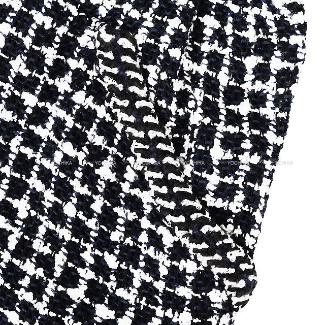 CHANEL Pants Jumpsuit Tweed Blanc (White)/Noir (Black) Reyon/Cotton/Linen #38 P74020[EXCELLENT][Authentic]