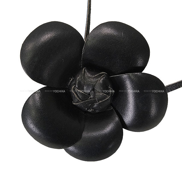 [Pre-loved] CHANEL necklace Camellia Choker Pendant Noir (Black) Lambskin[LIKE NEW][Authentic]