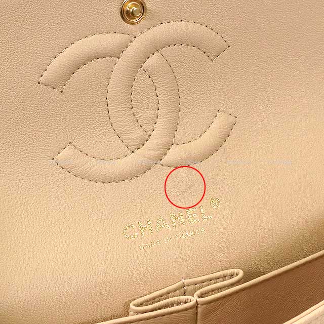 [Pre-loved] CHANEL Shoulder bag Matelasse 25 Double Flap Chain Beige Graind Calf(Caviarskin) Gold HW A01112[LIKE NEW][Authentic]