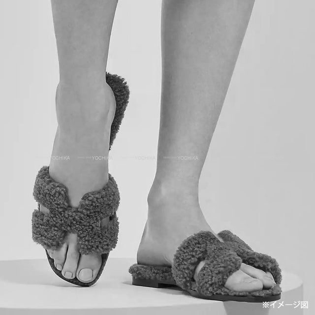 [Pre-loved] HERMES sandals Oran Teddy Bear Mouton Rose Orb sheepskin 35[USED A][Authentic]