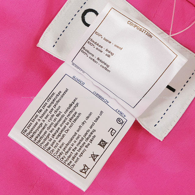 2019 AW Runway CHANEL Poncho COCO Buttons tweed check Cape Coat Magenta/Pink Wool #38 P62406[EXCELLENT][Authentic]