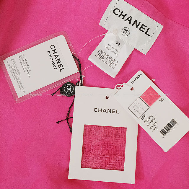 2019 AW Runway CHANEL Poncho COCO Buttons tweed check Cape Coat Magenta/Pink Wool #38 P62406[EXCELLENT][Authentic]