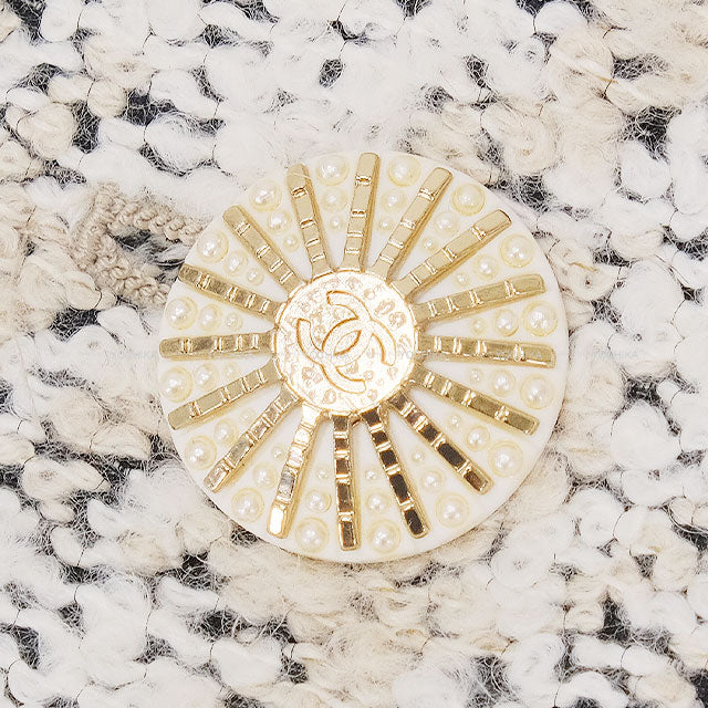 CHANEL Stainless collar coat Long Jacket 3/4 Sleeve COCO Mark Button Tweed Ivory Acrylic/Wool #44 Gold HW P54620[BRAND NEW][Authentic]