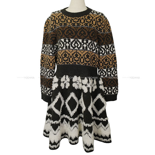 2019AW CHANEL One‐piece dress Knit COCO Clear Button Brown/Blanc (White)/Noir (Black) Wool/Cashmere/Yak #42 P62538[EXCELLENT][Authentic]