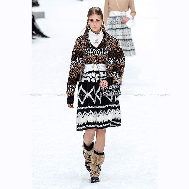 2019AW CHANEL One‐piece dress Knit COCO Clear Button Brown/Blanc (White)/Noir (Black) Wool/Cashmere/Yak #42 P62538[EXCELLENT][Authentic]