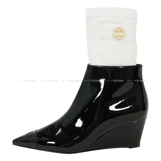 2022 Cruise Collection CHANEL boots Short Ankle Boots with COCO Mark and COCO Button, with Leggings Noir (Black) Patent Enamel Leather/Knit #38C Champagne Gold HW G38735[EXCELLENT][Authentic]