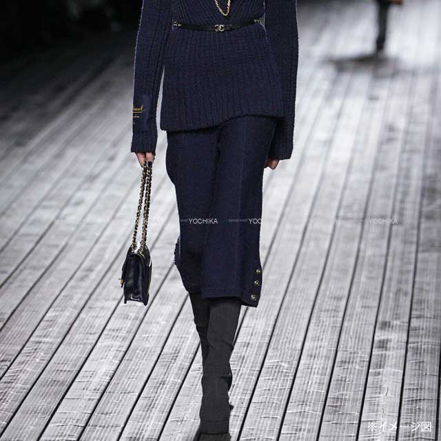 2024AW CHANEL Pants Bermuda Simple Coco Button KnitNavy blue Wool #40 Champagne Gold HW P78444[BRAND NEW][Authentic]