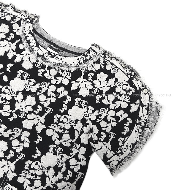 [Pre-loved] CHANEL Knit Short Sleeve with Rose Fringe Coco Button Noir (Black)/Blanc (White) Cotton/Nylon/Reyon/Polyester #42 P47538[LIKE NEW][Authentic]
