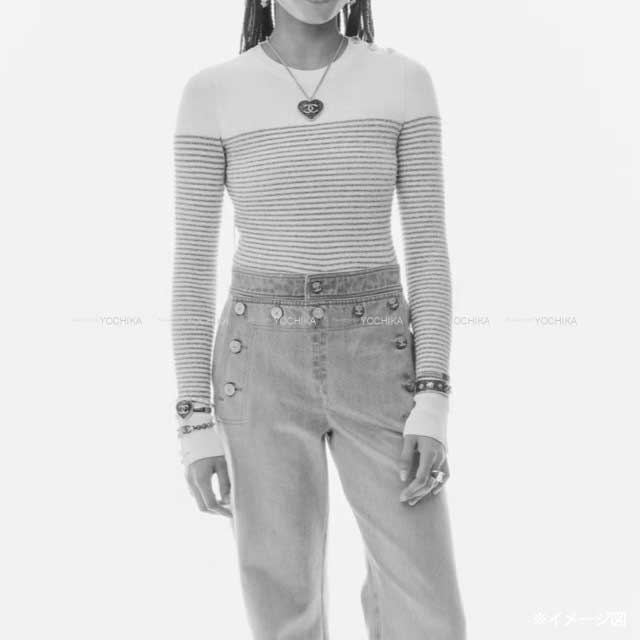 2024 COCO BEACH CHANEL Knit Pullover sweater COCO Button Lame Blanc (White)/Silver Viscose/Polyester #34 P76887[EXCELLENT][Authentic]