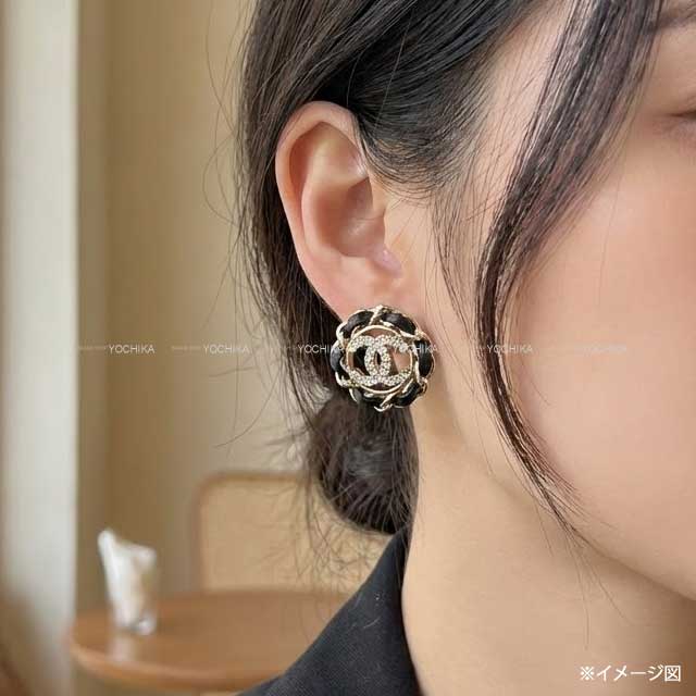 [Pre-loved] 2024 CHANEL pierced earring COCO mark chain trimming Noir (Black)/Gold Metal/Lambskin/Strass Gold HW AB8297[LIKE NEW][Authentic]