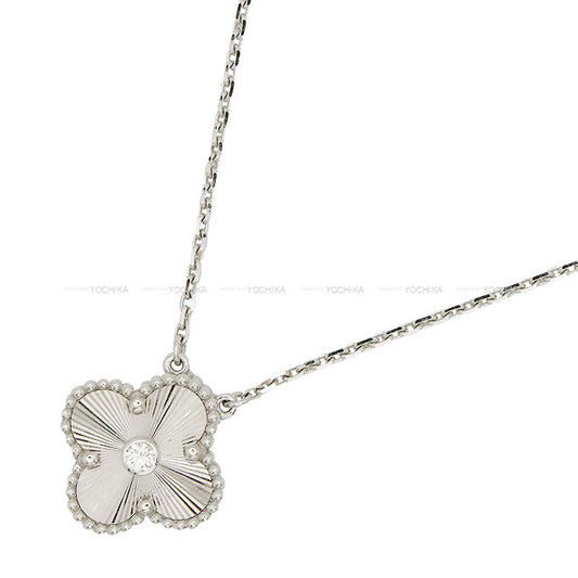 [Pre-loved] 2020 Holiday Collection Van Cleef & Arpels necklace Vintage Alhambra Pendant GuillocheWhite Gold K18WG/Diamond VCARP6L800[LIKE NEW][Authentic]