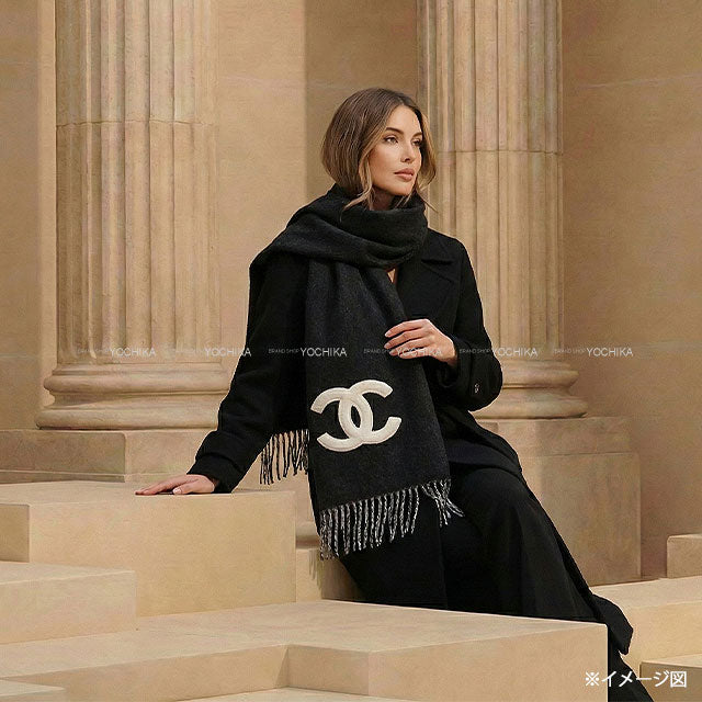 2024AW CHANEL muffler Reversible Shearling COCO Mark Fringe Noir (Black)/Blanc (White) Cashmere/Mouton AAA557[EXCELLENT][Authentic]