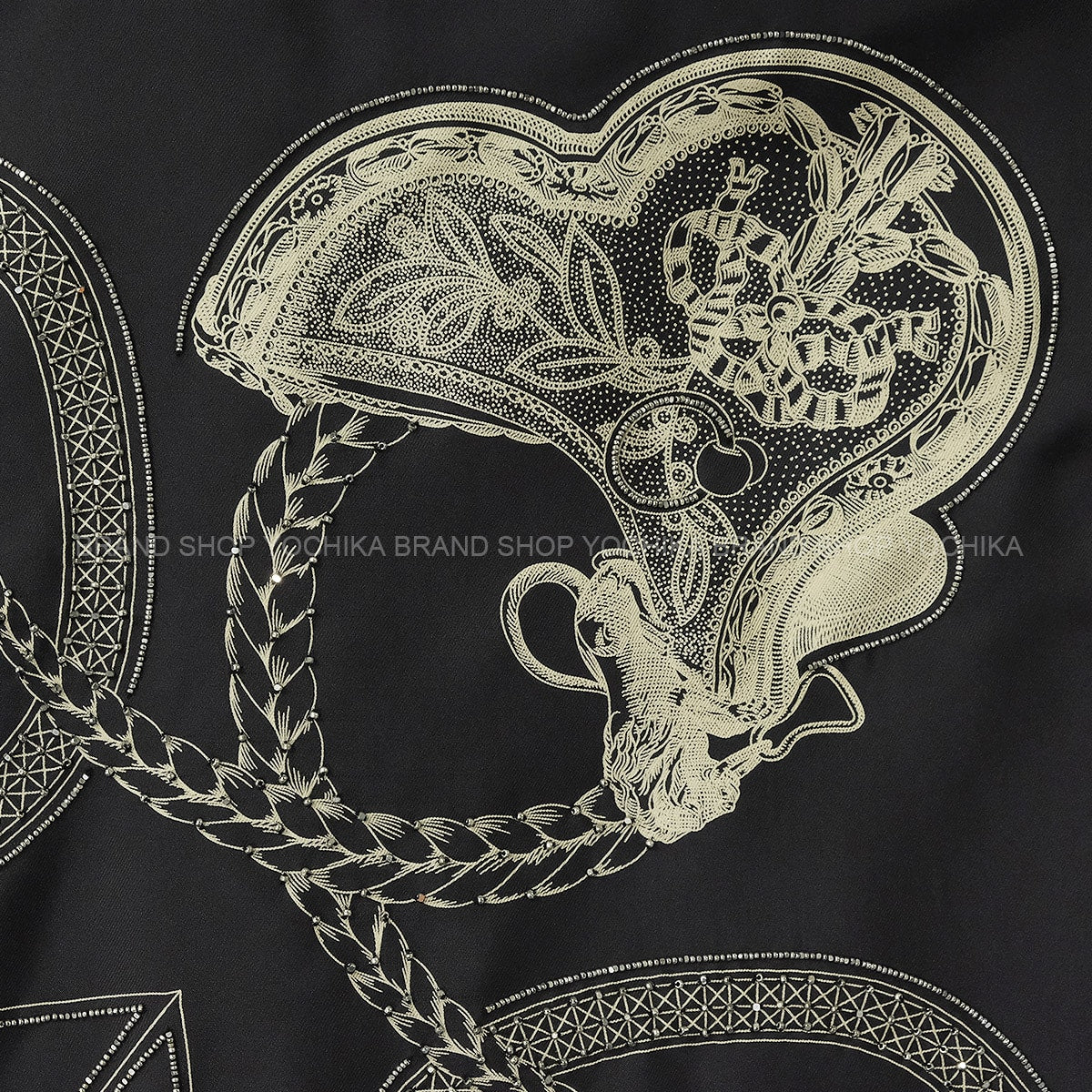 [Pre-loved] HERMES scarf Carre 90 Pre-shoe Grand Apparat with Jewelry Embroidery Noir (Black)/Blanc (White) Silk100%[LIKE NEW][Authentic]