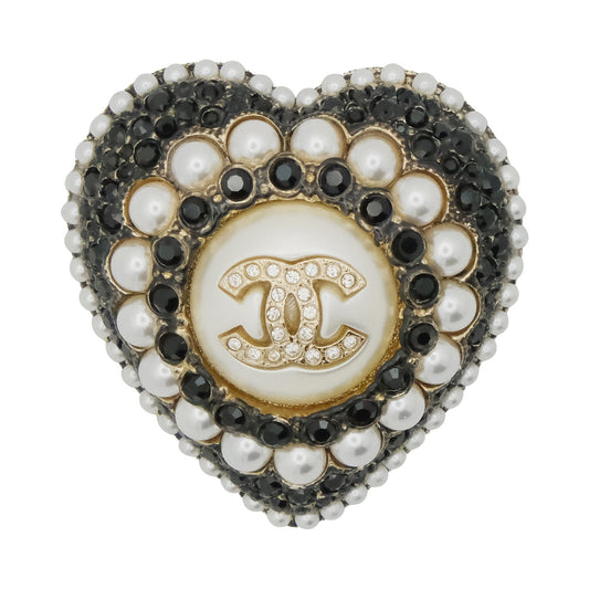 CHANEL broach Heart COCO mark Pearl Rhinestone Noir (Black)/Blanc (White) Champagne Gold HW AB9393[EXCELLENT][Authentic]