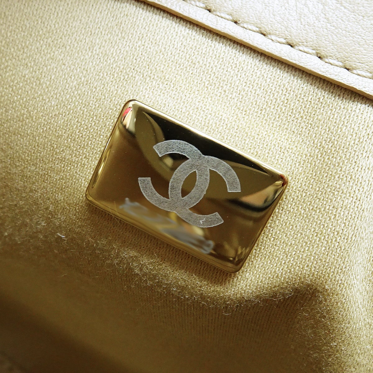 CHANEL Shoulder bag 25 Mini handbag Beige/Noir (Black) Braided raffia/calfskin/effect canvas Gold HW AS5631[BRAND NEW][Authentic]