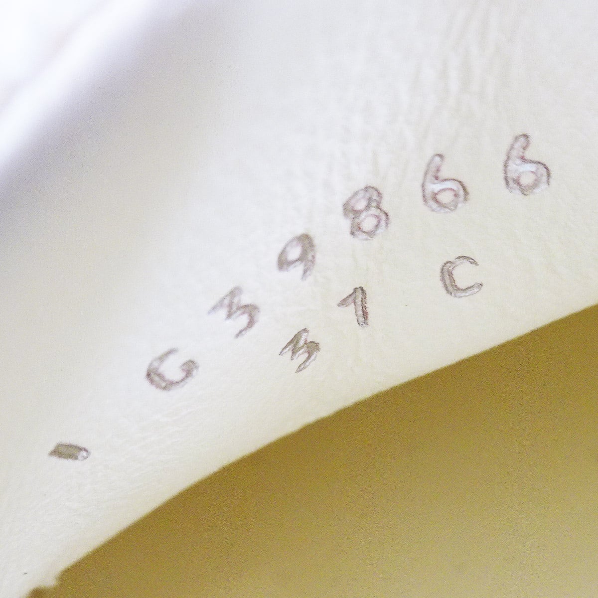 [Pre-loved] 2023 SS CHANEL sneakers COCO mark bicolor Blanc (White)/Noir (Black) Tweedcanvas #37 Silver HW G39866[LIKE NEW][Authentic]