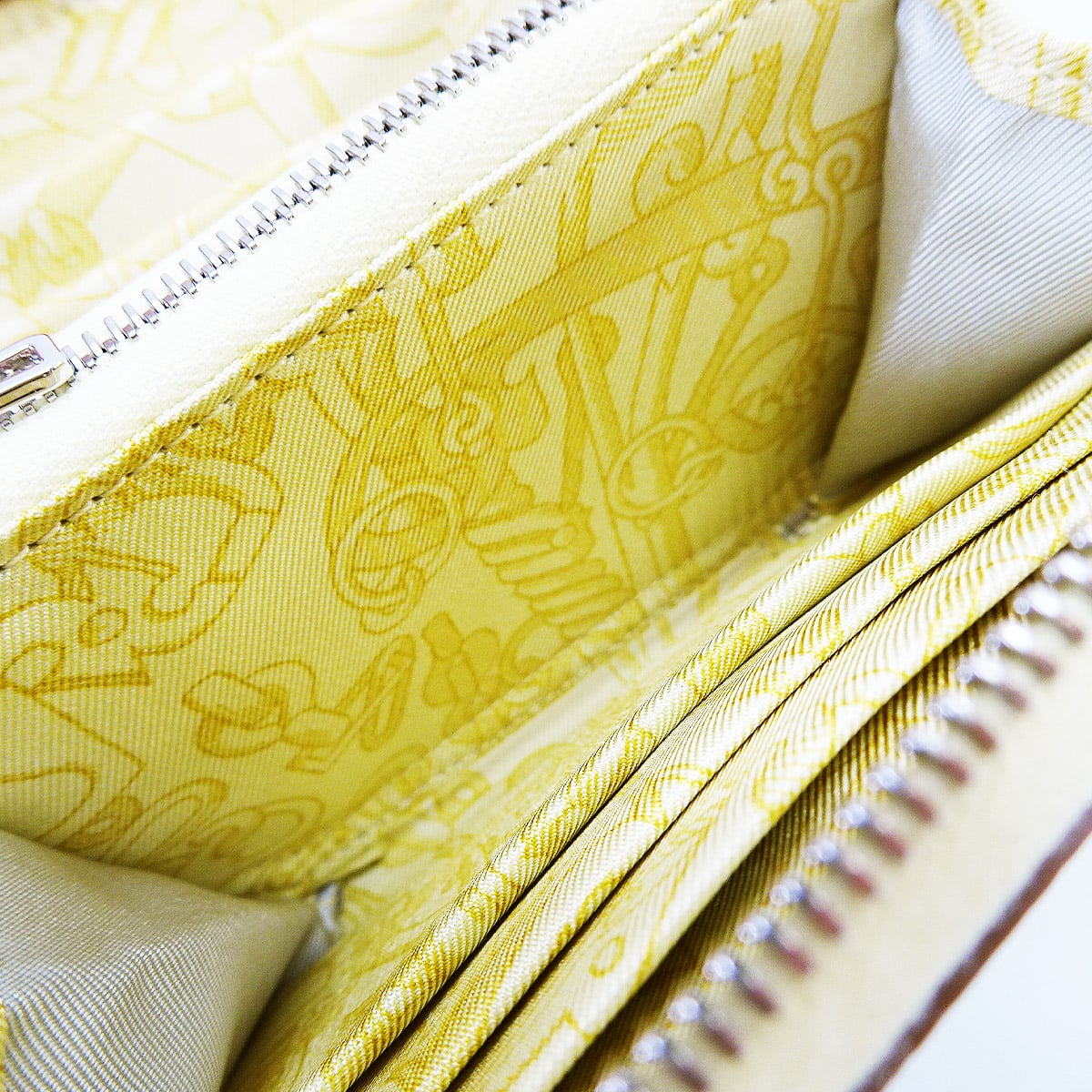HERMES Bi-fold wallet Azap Silk'in Compact CAVALLO FRENATO Jaune Milton/Sun Veau Epsom/Veau Barenia/Silk Silver HW Stamp K[BRAND NEW][Authentic]