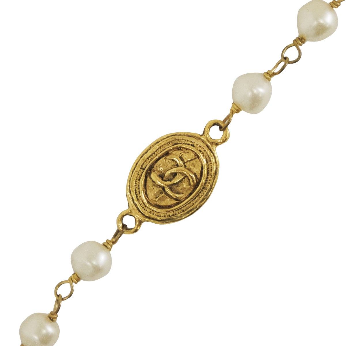 [Pre-loved] CHANEL necklace Long Necklace COCO Mark Vintage Culture Pearl Coin Blanc (White)/Gold Fake Pearl Gold HW[USED A][Authentic]