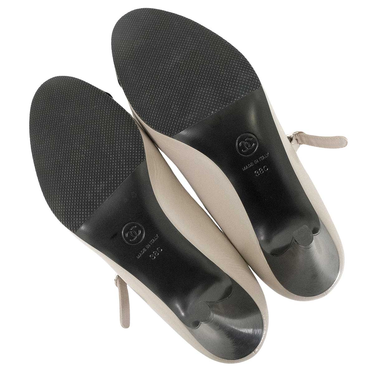 CHANEL pumps Ankle Strap Heels Bicolor COCO MarkGreige/White #38c Silver HW G39111[EXCELLENT][Authentic]