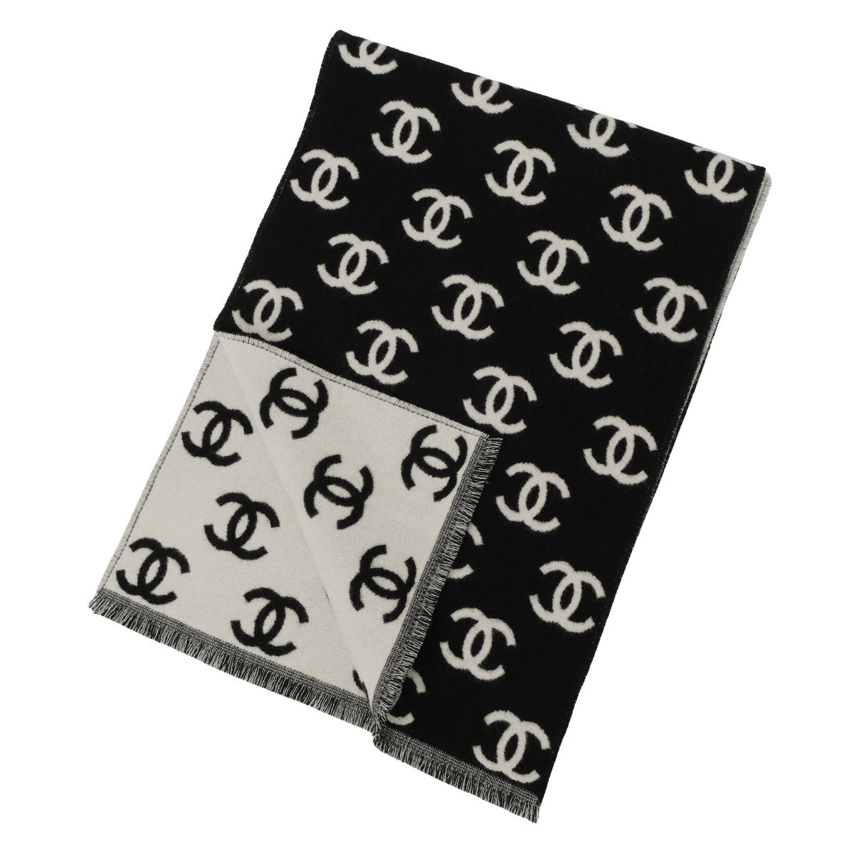 CHANEL Stall Reversible COCO Mark Noir (Black)/Blanc (White) Wool/Cashmere AA7067[BRAND NEW][Authentic]