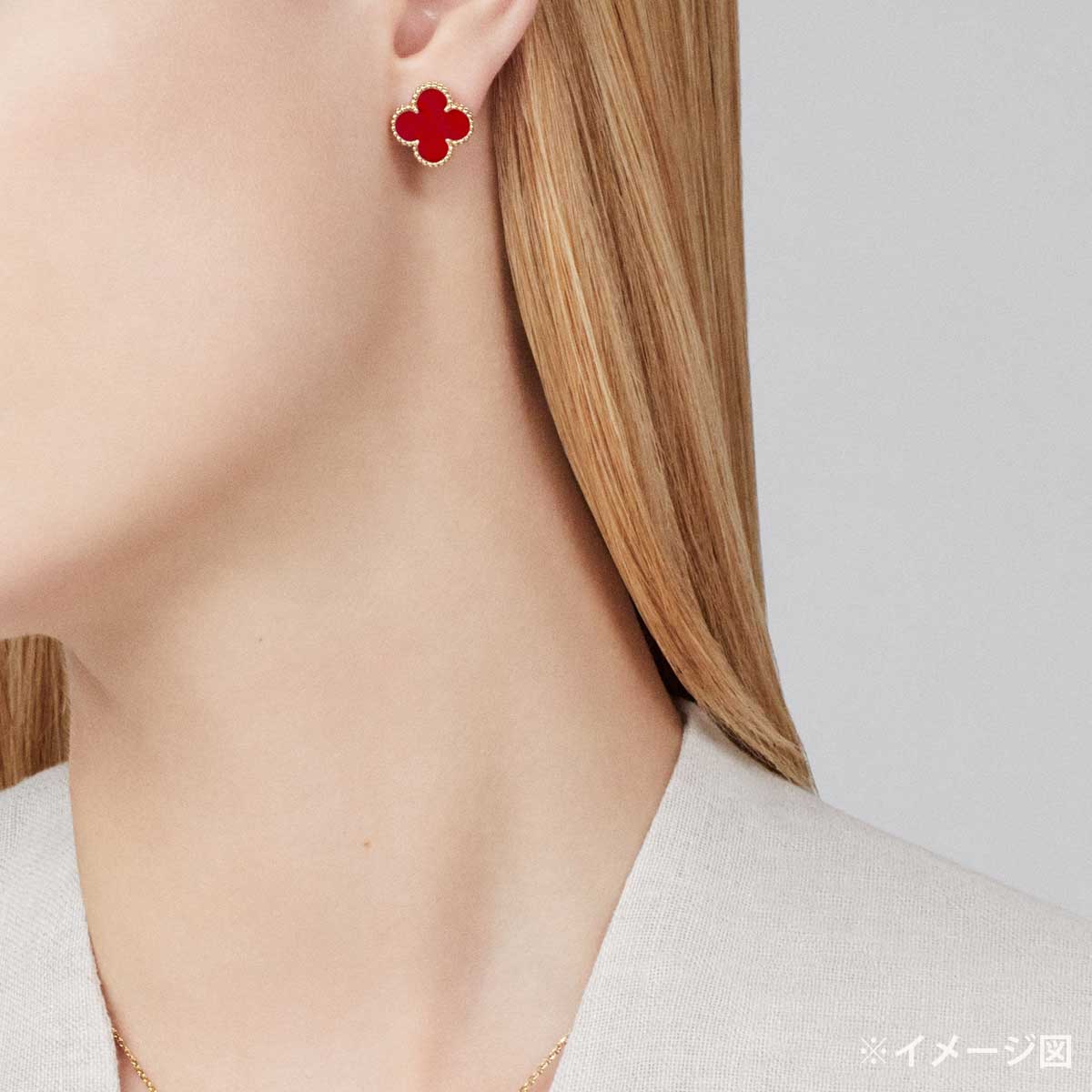 [Pre-loved] Van Cleef & Arpels pierced earring Vintage Alhambra Red K18YG/Carnelian VCARD40400[LIKE NEW][Authentic]