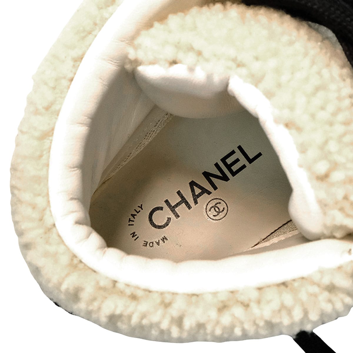 [Pre-loved] CHANEL sneakers High top Coco Mark Bicolor Mouton Boa Ivory/Noir (Black) Mouton/Leather #40 G35194[USED A][Authentic]