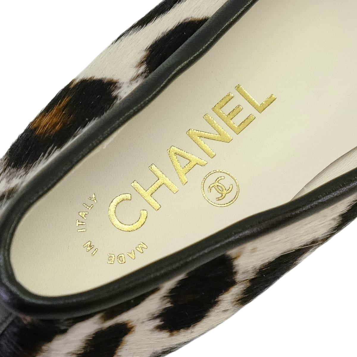 2026SS CHANEL ballet shoes(flat shoes) Ballerina Flats Bambi Animal Print COCO Mark Noir (Black)/Blanc (White) Unborn Calf/Lambskin #37.5C G47280[EXCELLENT][Authentic]