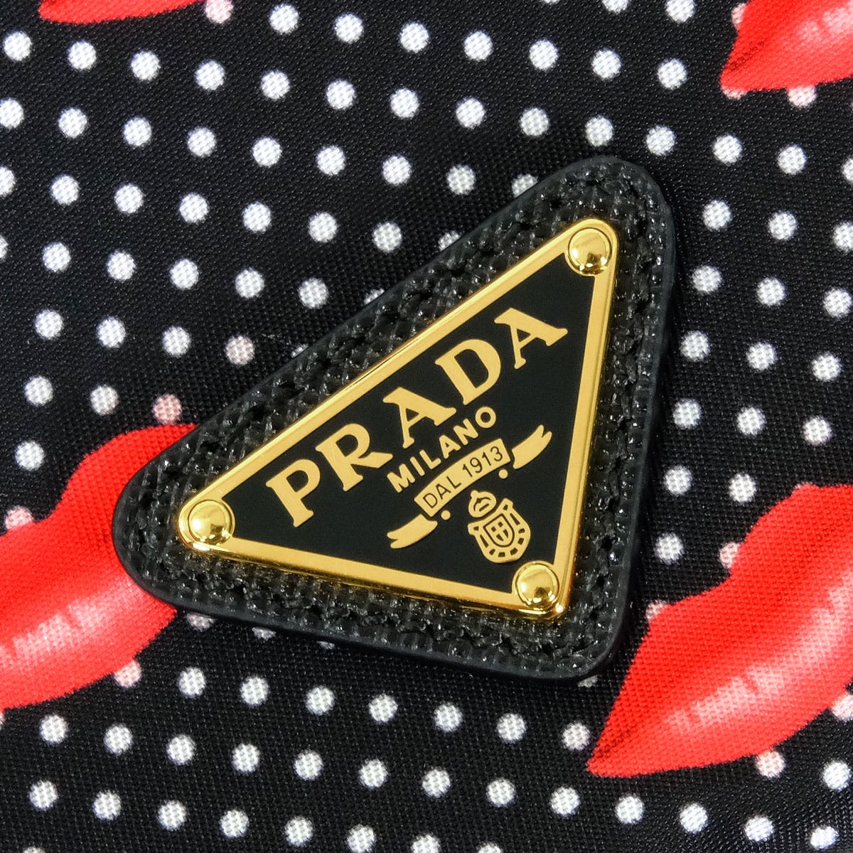 2025AW PRADA Pouch Printed Re-Nylon Noir (Black)/Red Recycle Polyamide Gold HW 1NS369_2HFL_F0002[EXCELLENT][Authentic]