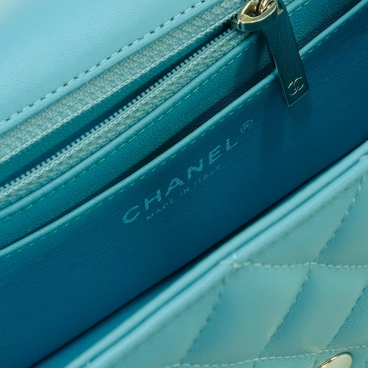 [Pre-loved] CHANEL Shoulder bag Mini Matelasse 20 COCO Mark ChainTurquoise Blue Lambskin Silver HW A69900[LIKE NEW][Authentic]